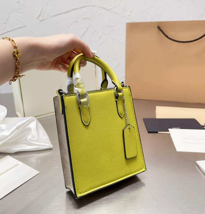 

Designer handbags Crossbody Bag womenluxurys Shoulder bag small square bag tote bag mini bag, Pink