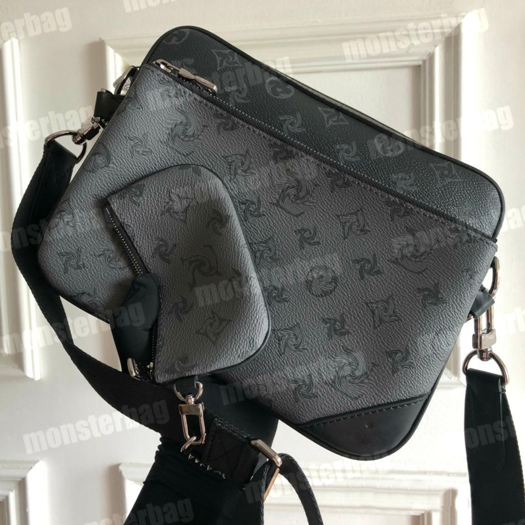 

Trio Messenger Bag Crossbody Mens Bags Designer Luxury Wallet Business Work Beach High Quality Reverse 3 Piece Leather Canvas Man Boy M69443, Color 13