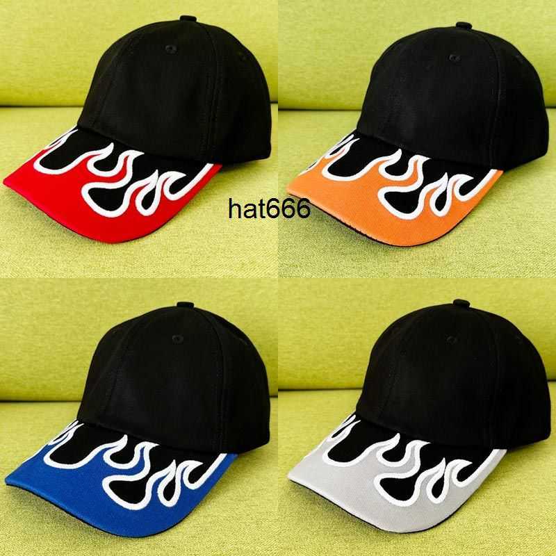 

2023 New Flame Embroidery Hat Female Chaokuins Fried Street Net Red Tongue Hat Male Sunscreen baseball cap