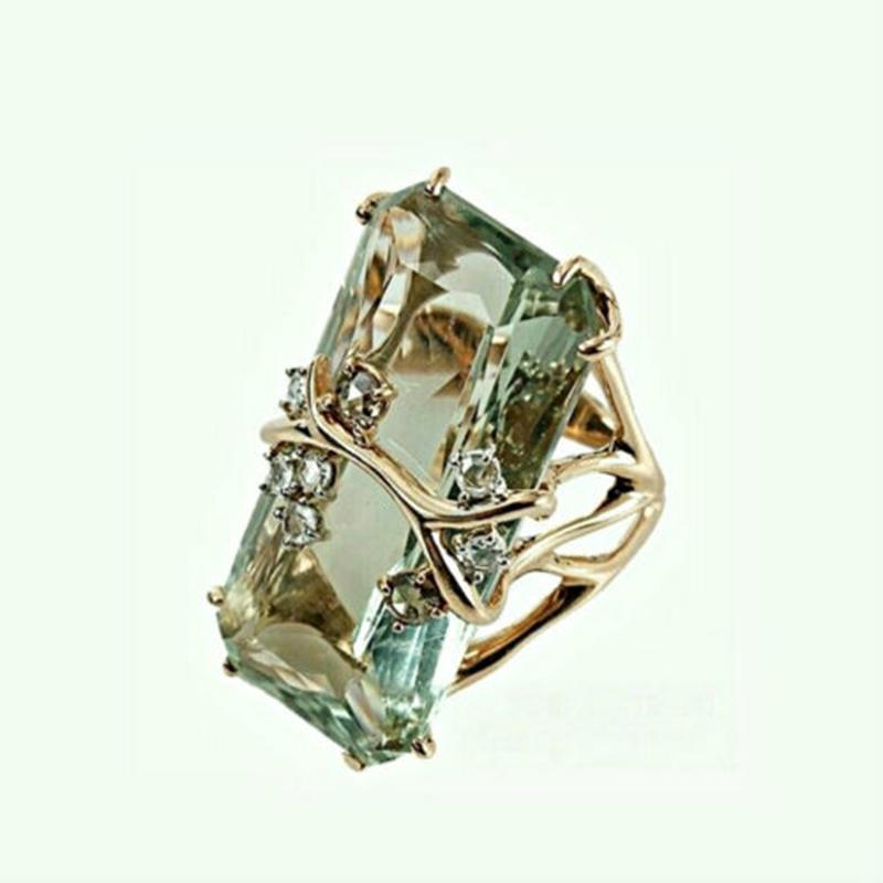 

Wedding Rings 2023 Fashion Square Green Color Crystal Zircon Ring Anniversary Luxury Ladies Z4P459