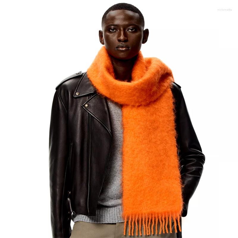 

Scarves 2023 Luxury Cashmere Plaid Scarf Women Winter Pashmina Shawls Thick Wraps Lady Tassel Warm Rainbow Hairy Bufanda Stole