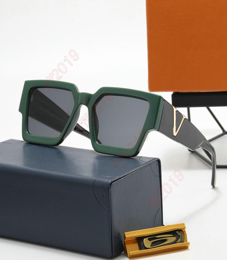 

2022 Clash Square Sunglasses Flat Top Sunglasses Men Women Brand Designer Shades Gradient Match Sun Glasses Men Cool Mirror Eviden1911009