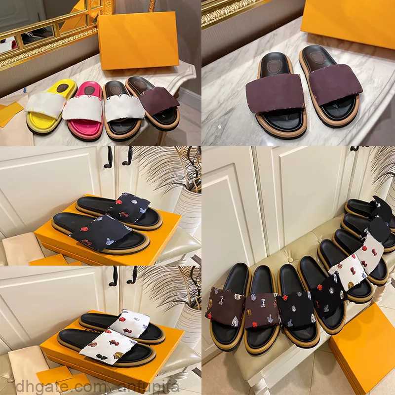 

Designer Women Slippers Pool Pillow Comfort Slipper Smooth Calfskin Flat Letter Mules Easy Rubber Bottom Slides Summer Vibrant Sandals, Color1