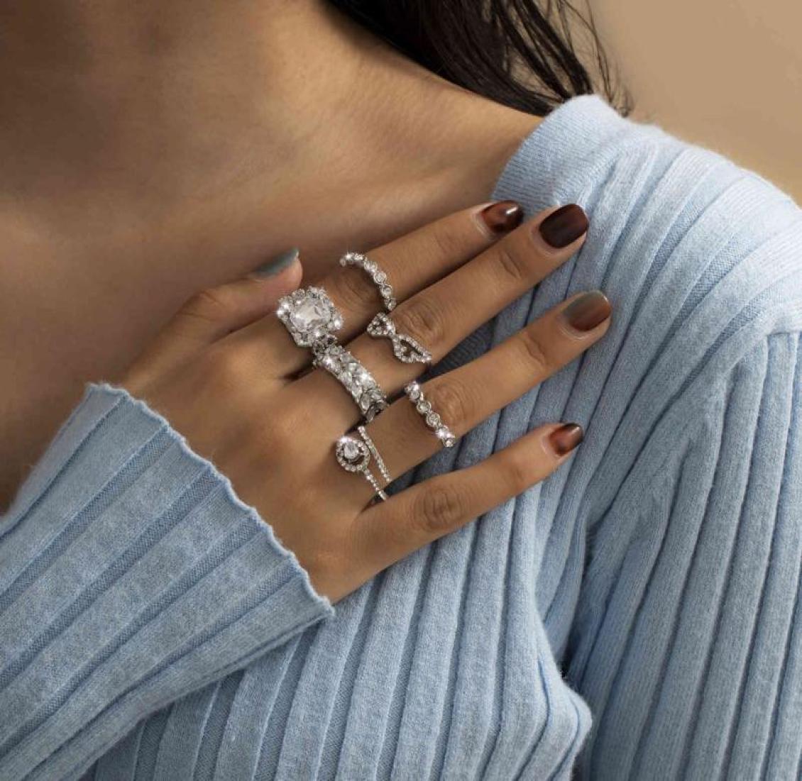 

6pcsset Bohemia Chic Fashion Geometric Waterdrop Diamond Alloy Finger Ring for Women Girls7905578