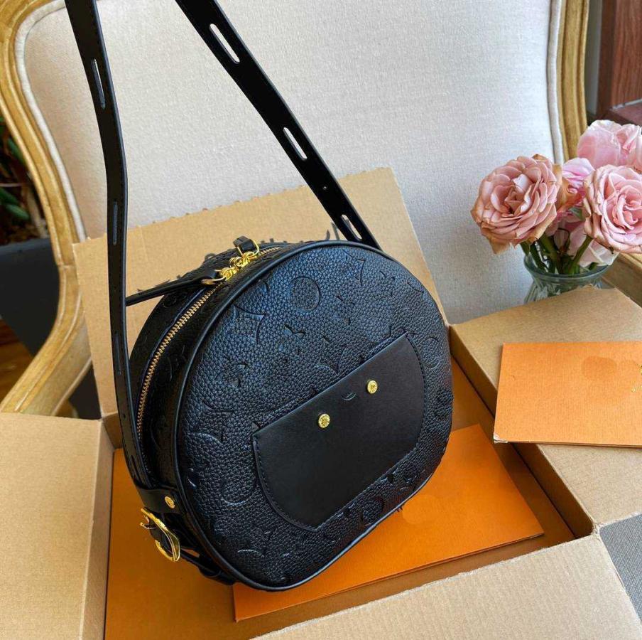 

SOUPLE luxuries Women Embossing Fashion luxury bag designers Monograms Handbag BOITE CHAPEAU Crossbody CLUTCHES Lady Circular Pack4235508, Transparent