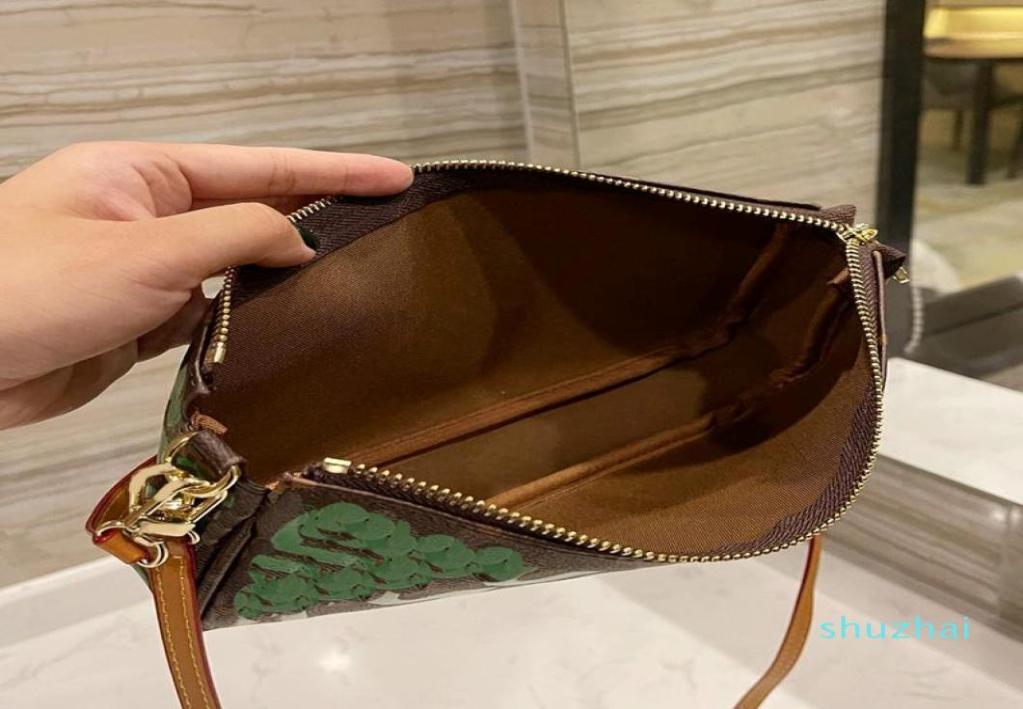 

DesignerWomen Evening Pochette Bag Luxury Designers Bags Paris Vintage Letters Graffiti Underarm Shoulder Handbag Leather Cross b4358593, Green