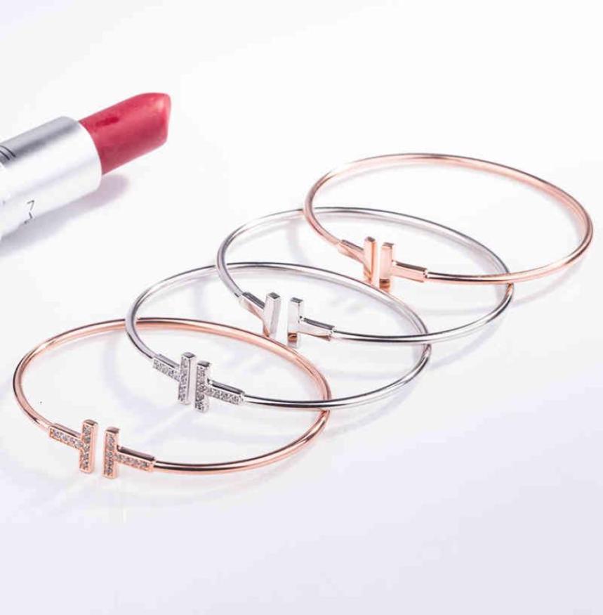 

Queen S925 Sterling Silver double t open Bracelet classic 18k rose gold exquisite women039s elastic tube7444516