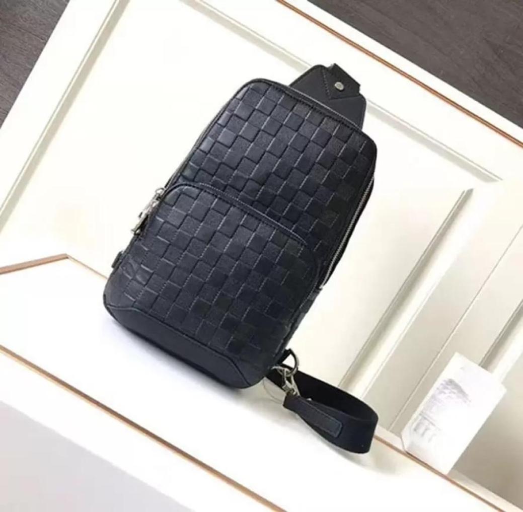 

HH Luxurys Designer AVENUE Shoulder Bags Men Zipper Crossbody Bag Fashion Leather Sporty Travel Outdoor Packs 5 Colors Choose 41933887649, Black