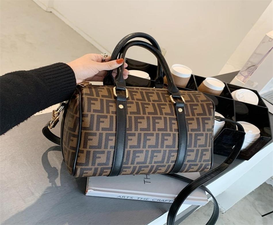 

66 OFF trendy bags 2022 New Designer Handbags Autumn and versatile printed single diagonal leisure simple9522668, Dark grey