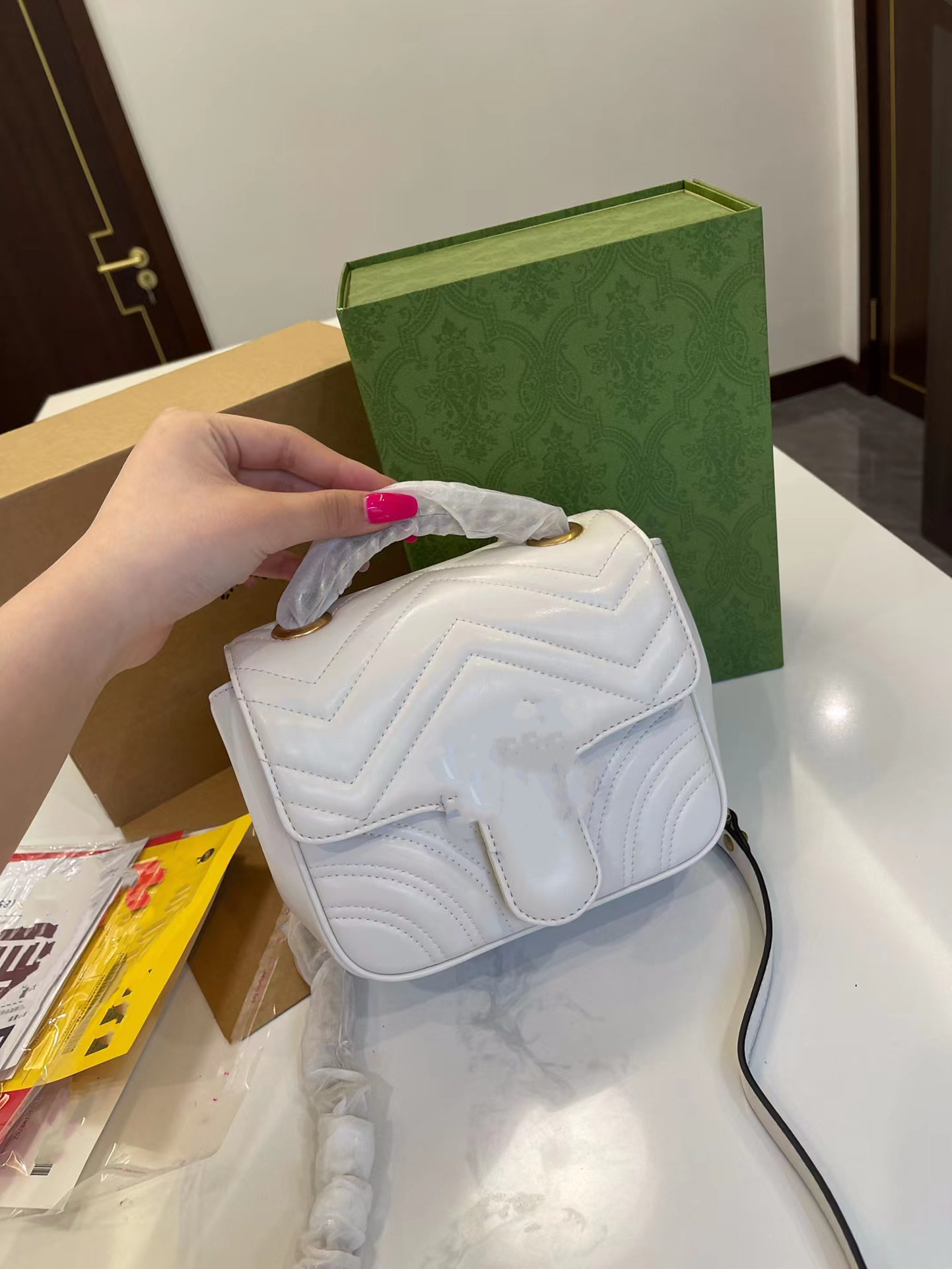 2023Designer bag Classic Luxury Fashion Designer Wallet Retro Women's Leather Shoulder Bag Women's Crossbody Bag 18cm-image-868796474