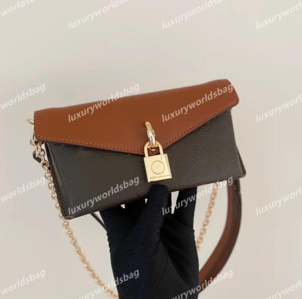 

Shoulder Bag designer luxury handbags Whole classic chain purse Flap clutch Handbag for women Evening Bags Excellent Quality L5770961, Sky blue