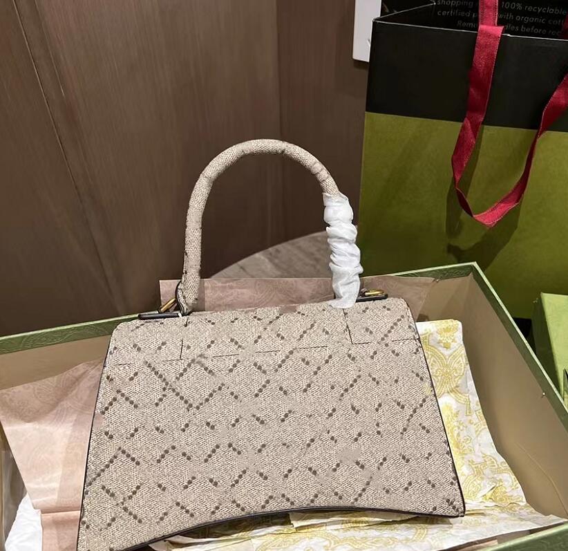 

Designer Bag Women Shoulder Bags Shopping Handbag Fashion Tote Bag Cross Body Half Moon Luxury Genuine Leather Classic Retro Purse Wallets Handle Square, Grey