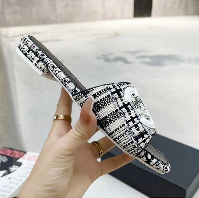 

luxury brand designer Slippers summer Sandals Women's slippers leather flat beach vacation leisure hotel fashion pantoufle plus size 35-43 A2535