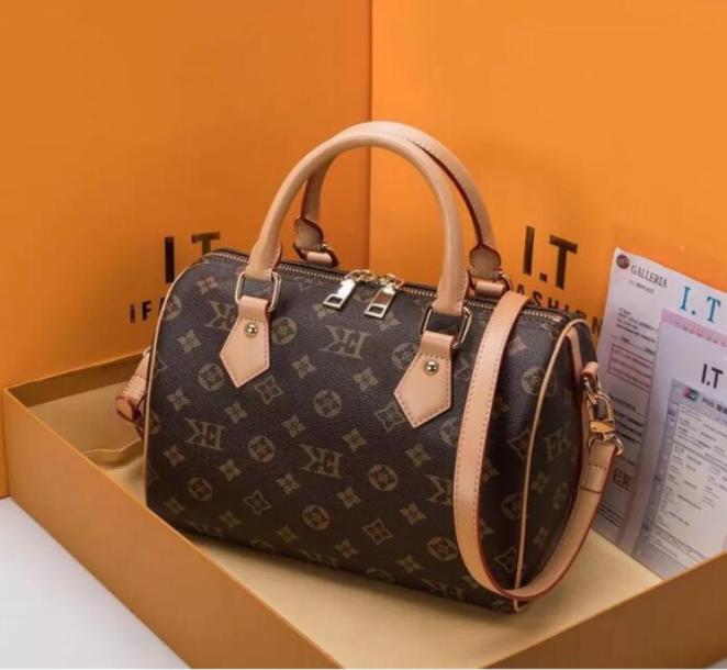 

2023 High quality oxidize cowhide speedy 30cm Sell Fashion bag women bag Shoulder Bags Lady Totes handbags bags 3 colors 6684367730, Red