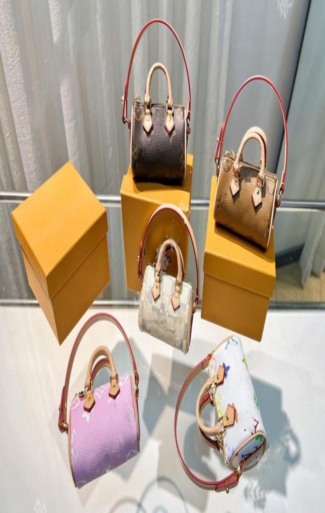 

Classic Letter Unisex Key Wallets Luxury Designer Mini Boston Bag Coin Purses Famous Brand Plaid Women and Men Zipper Clutch Bag T7206580, White