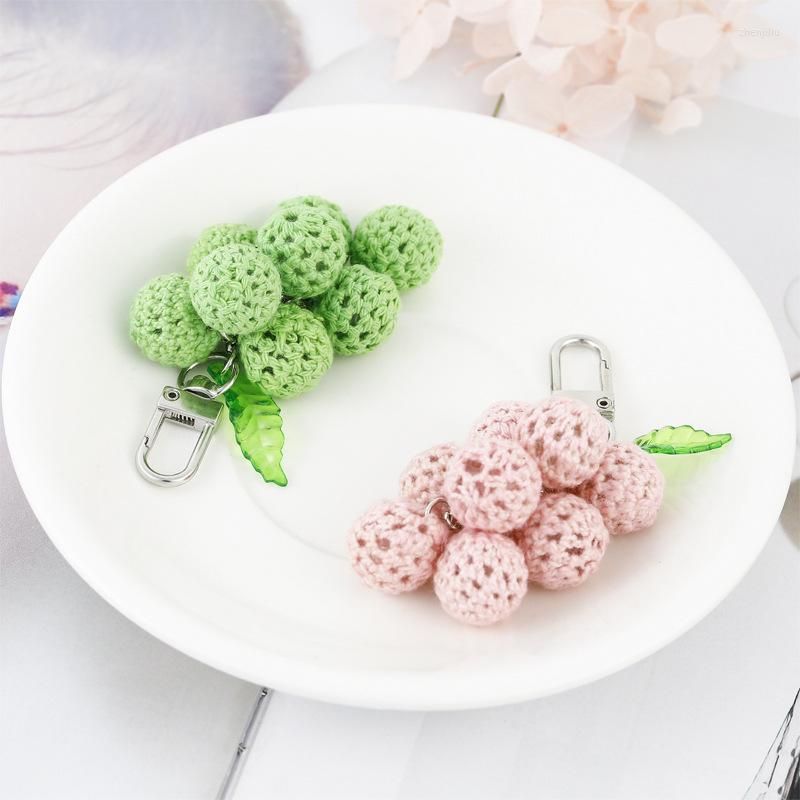 

Keychains South Korea Keychain Creative Knitting Wool Grape Key Chain Small Pendant Bag Ring