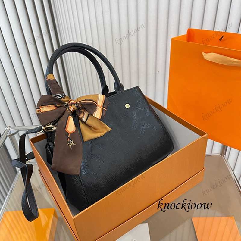 

Luxury bag embossed handbag cross embroidery women's fashion handbag shoulder bag large capacity purse extremely internal zipper compartment, Black