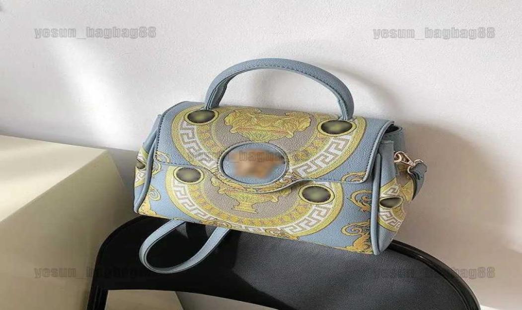 

Luxury Designer Handbag versages Tote Bag Female Highcapacity Crossbody Bag Shoulder Lady Wallet Messenger Handbag 27cm21cm12cm2684526, Sky blue