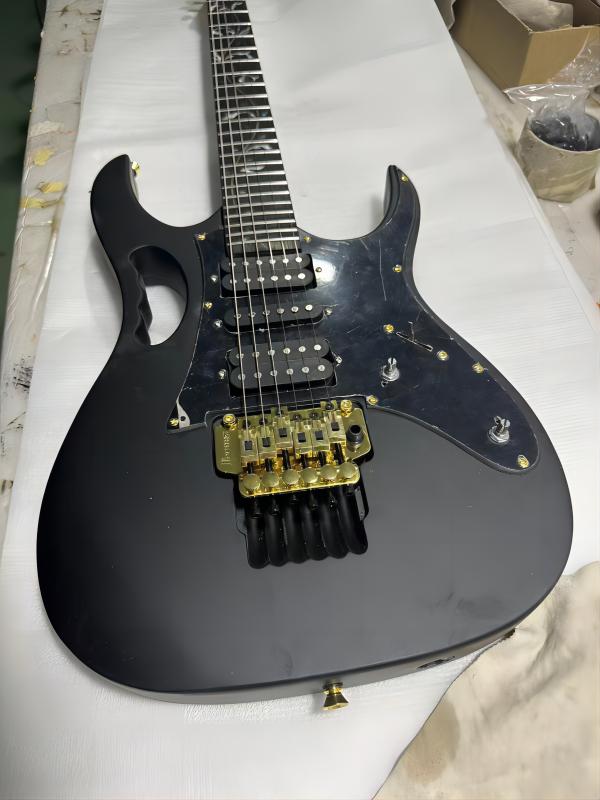 

Classic brand 7V electric guitar Jem series gold hardware body Golden Bridge HSH pickup guitar high-quality guitar