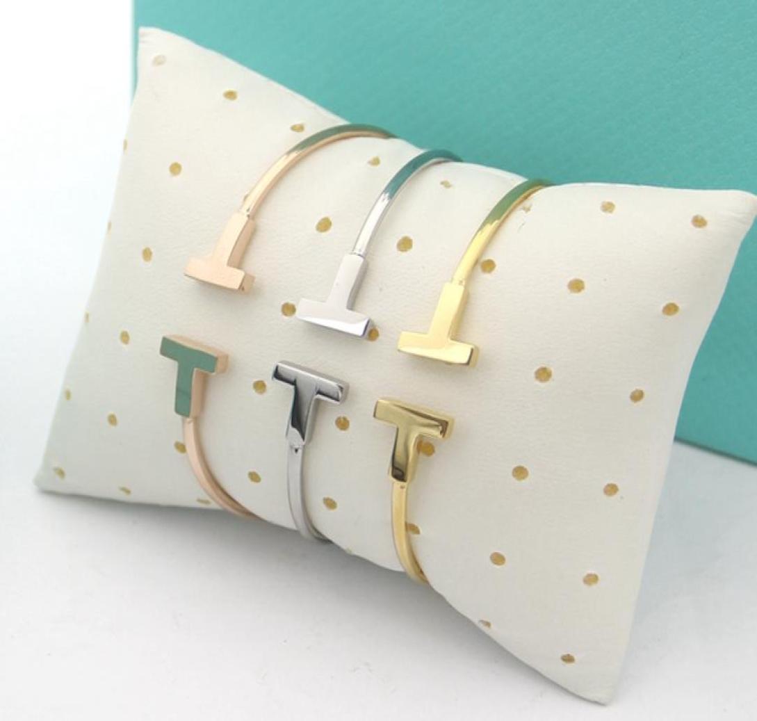 

Women Designer Bangles Simple High Polished Bracelet Single Heart Luxury Brand Couple Bracelets Lady Party Gifts Whole1943965