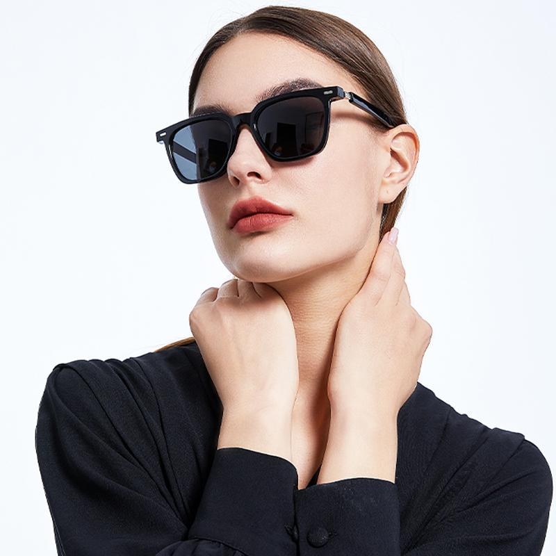 

Sunglasses Brand Fashion Sun Glasses Polarized UV400 Gradient Lens Women Retro Luxury Crystal Ladies Eyewear For Female S126Sunglasses