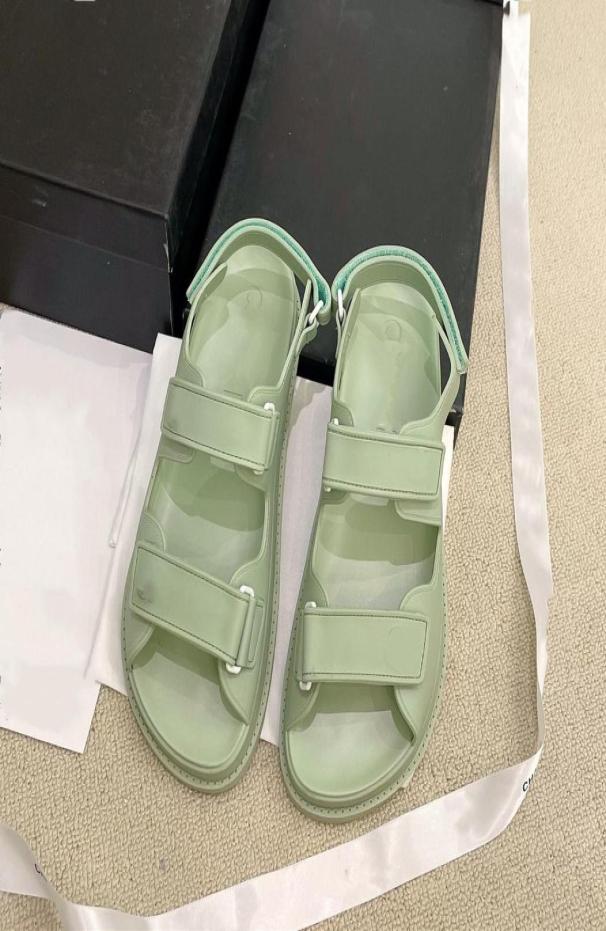 

2022 Designer Women Sandals Womens Slides Crystal Calf leather Casual shoes quilted Platform Summer Beach Slipper Large With box2200473, Black