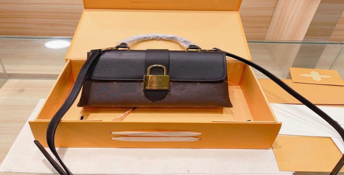 

Evening Bags Luxury Designer France Brand Old Flower Locky BB Shoulder Bags High Quality Genuine Leather Canvas Crossbody Totes Fa7551890, Red