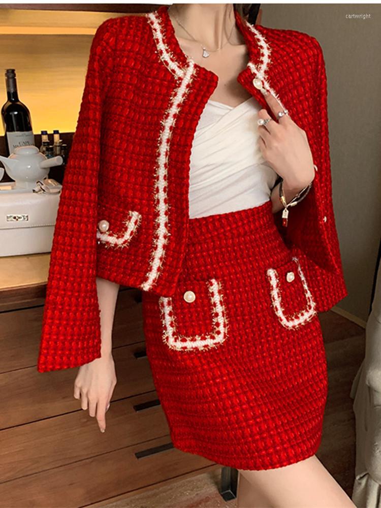 

Work Dresses Autumn Winter Fashion Plaid Red Woolen Two Piece Set Women Pearls Single Breasted Fringed Tweed Jacket Coat Pocket Mini Skirt