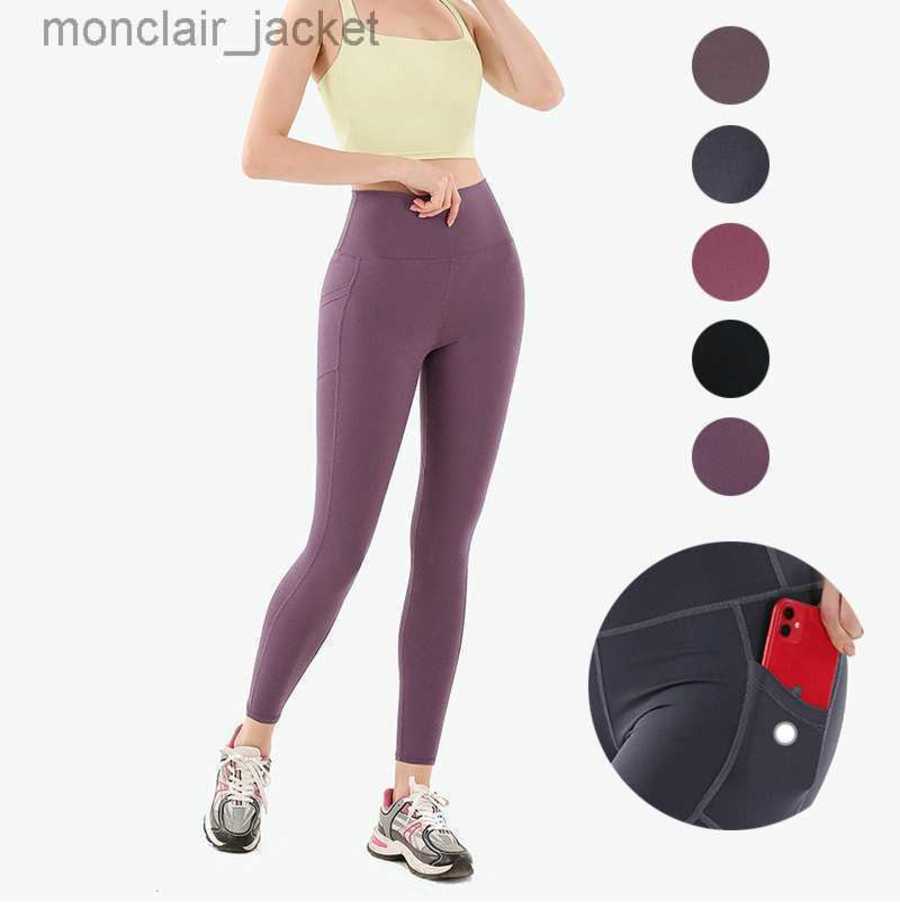 

2023 Designer Women Leggings Women Yoga Pants Honey Peach Hip Pocket Frosted Nude Tight Pants Fitness Sports High Waist Capris Luyoga, Dark purple