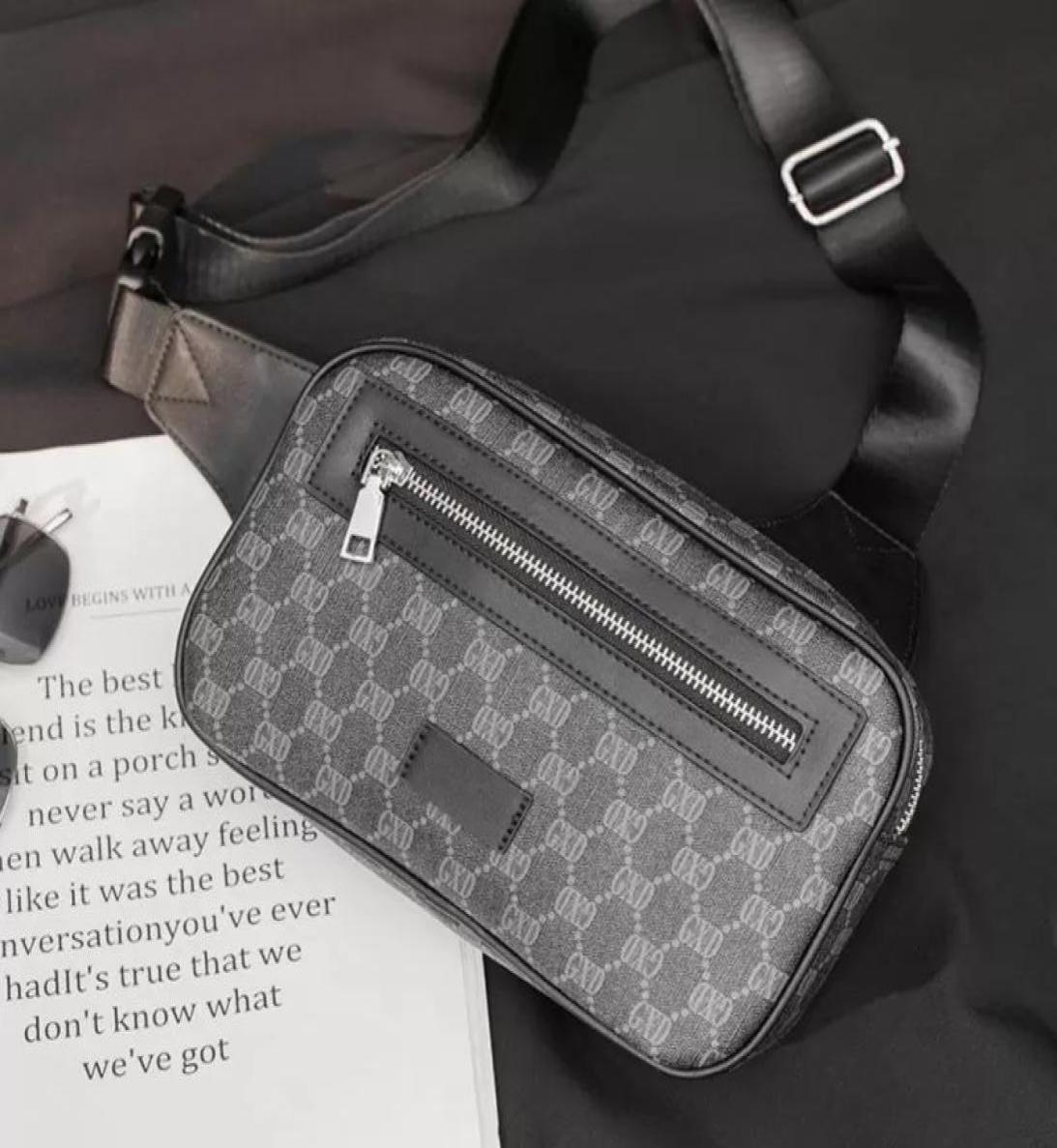 

Designer Waist Bag Bumbag Belt Mens Backpack Tote Crossbody Purses Messenger Men Handbag Fashion Wallet Fannypack4160920, Black