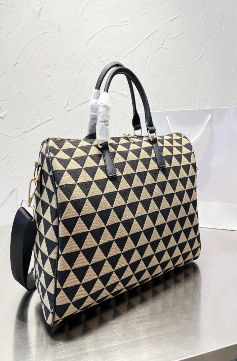 

Fashion Duffel Bags Luxury Men Shopping Bag Gentleman Commerce Travel Bags Canvas Handbags Large Capacity Holdall Carry on Luggage8345716, Sky blue