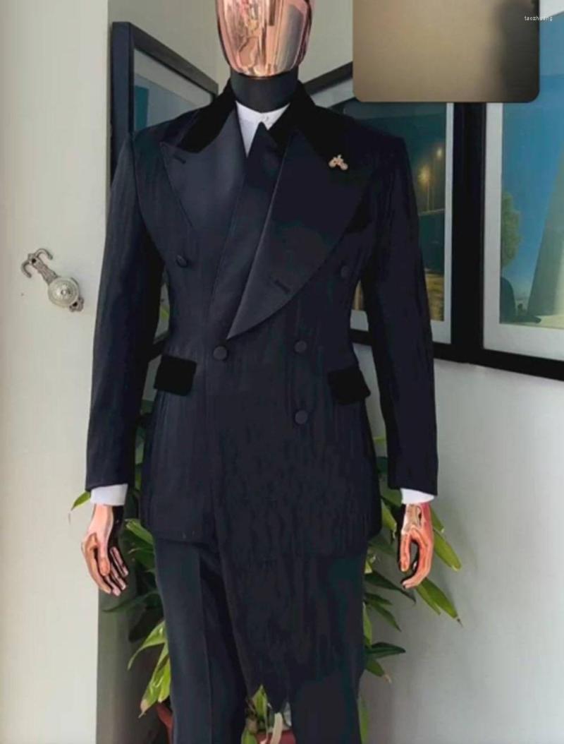 

Men' Suits Black Double Neck Design Flip Velvet Pocket 2pcs Set Men Coat Wedding Tuxedos Jacket Pant Groom Prom Party Blazer Trousers