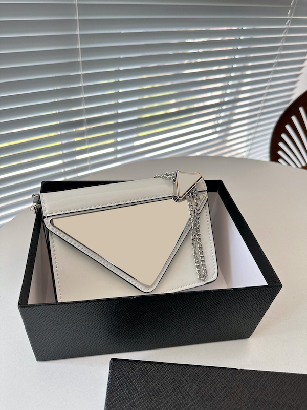 

designer womens Waist Bag chain Strap crossbody Bag womens elegant Plaid Leather handbag womens Fashion Shoulder Bag bag designer, White-matching box