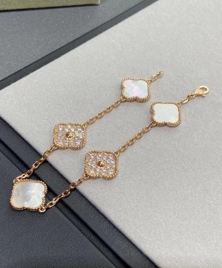 

Fashion Chain Classic Clover Charm Bracelets Gold love bracelet designer jewelry for women 15mm flower Girl Wedding Mother039 D6294700