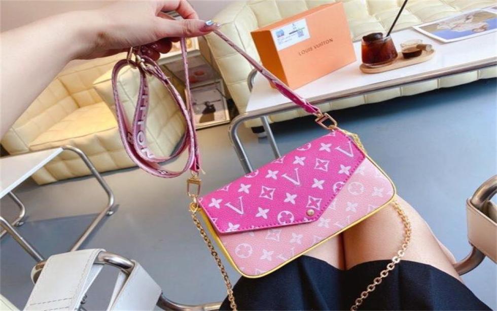 

Brand 23SS Women039s Messenger Bags Gradient Letter Cloud bag sheepskin underarm texture soft Pu leather fashion grils envelope4416368, Grey