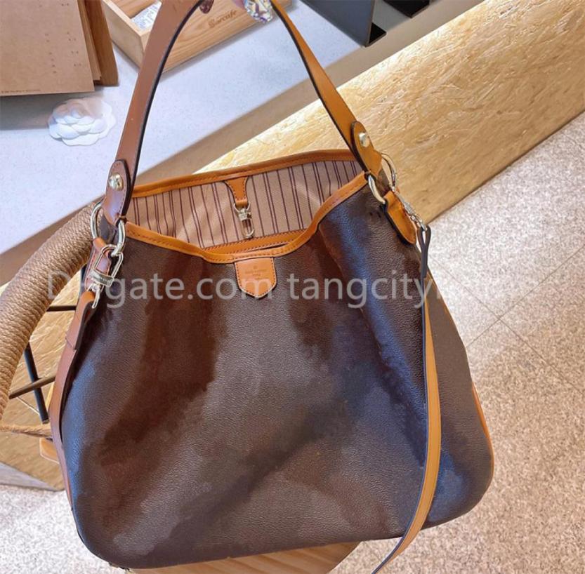 

Designer Luxury European Style Retro Presbyopia Bag Large Capacity Shopping Handbag Female Crossborder Womens Casual Messenger sh3772542, Brown