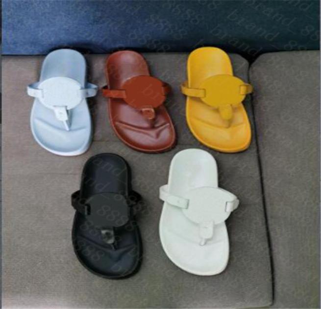 

2021 Women Sandals Hollow out logo Flat Slippers Sandal Studded Girl Shoes Arrivel Jelly Platform Slides Lady Flip Flops with Box 3980807, White