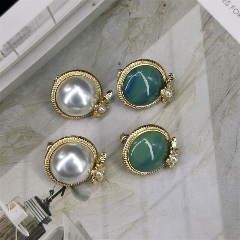

Stud Earrings Of World Fashion Big Pearl Imitation Jade Round Net Red Ear Temperament Eardrop South Korea