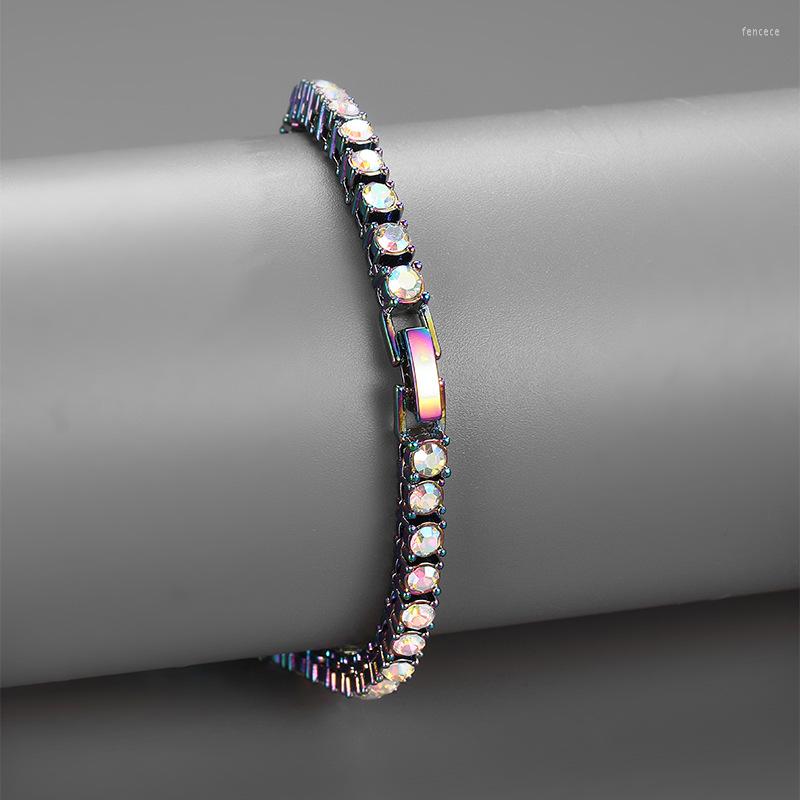 

Link Bracelets 2023 Iced Out Bling Tennis Chain Charm Bracelet Gold Silver Golod Color CZ Hearts Bangle For Women Luxury Jewelry