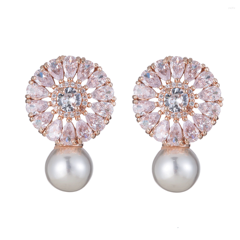 

Stud Earrings Bettyue Charming Vivid Flower Shape Earring With Shiny Pearl Three Colors For Women&Girls Bridal Party Ingenious CZ