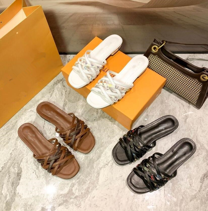 

Designer Shoes Women Slippers Color Letter Cross Strap Ladies Low Heel Slippers Summer Female Beach Shoes Home Outdoor Slides Slippers Beach Slide Luxury Shoes