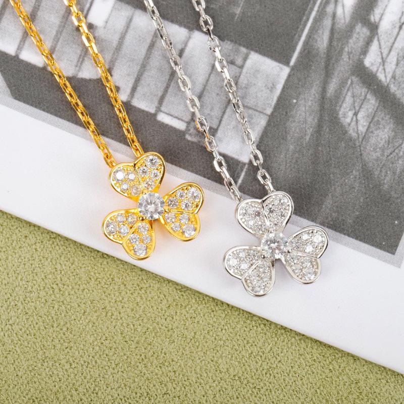 

Chains Brand Pure 925 Sterling Silver Jewelry For Women 3 Leaf Flower Neckalce Luck Clover Sakura Pendant Wedding Party Quality