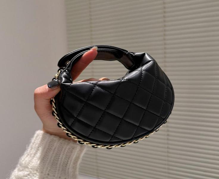 

23C Early Spring Black Half Moon Pea Bags Real Leather MiniVanity Clutch Coin Zipper Purse Cosmetic Case Party Tiny Luxury Designe1732959, Light pink