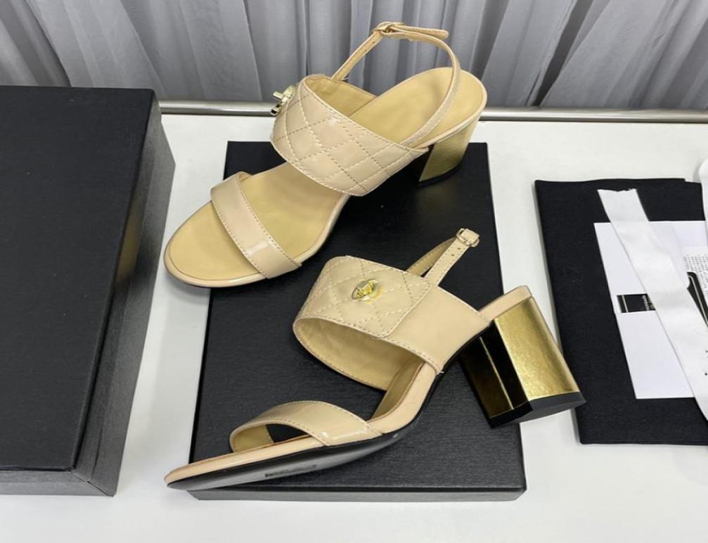 

Womens Chunky Heels High 8cm Sandals Patent Leather Women Slippers Designer Metal Buckle Party Banquet Dress Shoes Ribbed Mule Vin3634018, Red