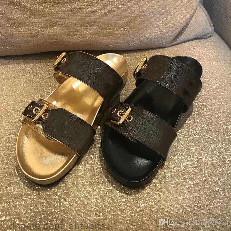 

Classic slippers Summer luxury woman beach Cartoon Big Head Leather Flat Belt buckle sandals Hotel Bath men Slides Designer women shoes Large size 35-41-42-45 With box, Apricot