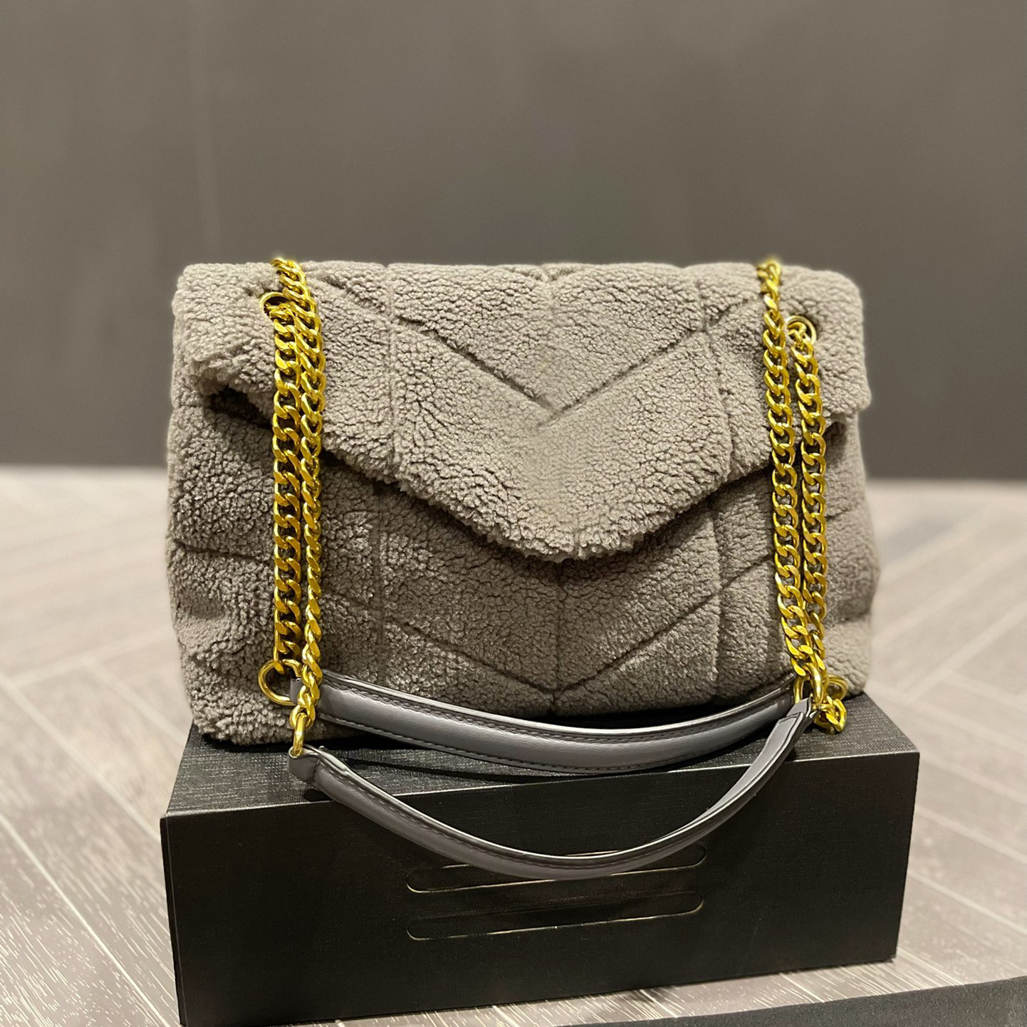 

Amazing Cross Body Flap Bags Lamb Fur Shoulder Luxury Designer Underarm Women Body Leather Vintage Genuine Handbags Fla Handbag Leather Handbag Crossbody bag, Color b