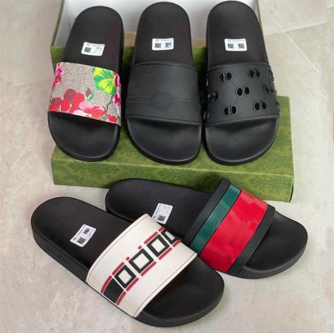 

Slides New Rubber Sandals Floral Brocade Women Men Slipper Flat Bottoms Flip Flops Womens Fashion Striped Beach Slippers WITH BOX 7244635, Black