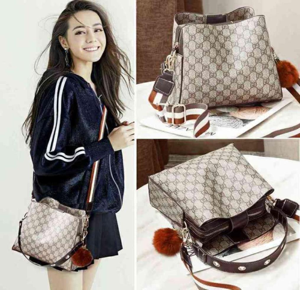 

70 Off Factory Online lady 2022 new bucket small handheld Single Shoulder Messenger Bag fashionable women039s4009682, Brown