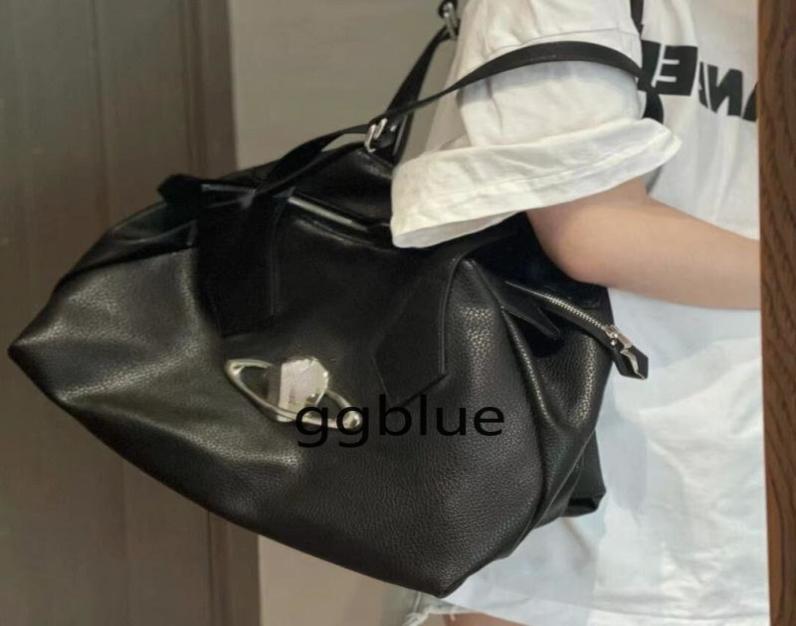 

Vivi Designer Bags High Quality Black Silver Saturn handag for Men and Women Vintage Large Wandering Shoulder Bag Punk Style Shoul8758839
