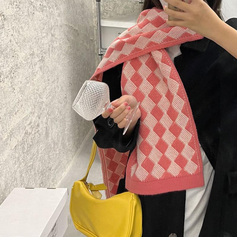 

Scarves Diamond Plaid Scarf Vintage Women College Style Muffler Female Fashion Girl Winter Warm Neckerchief Casual Shawl